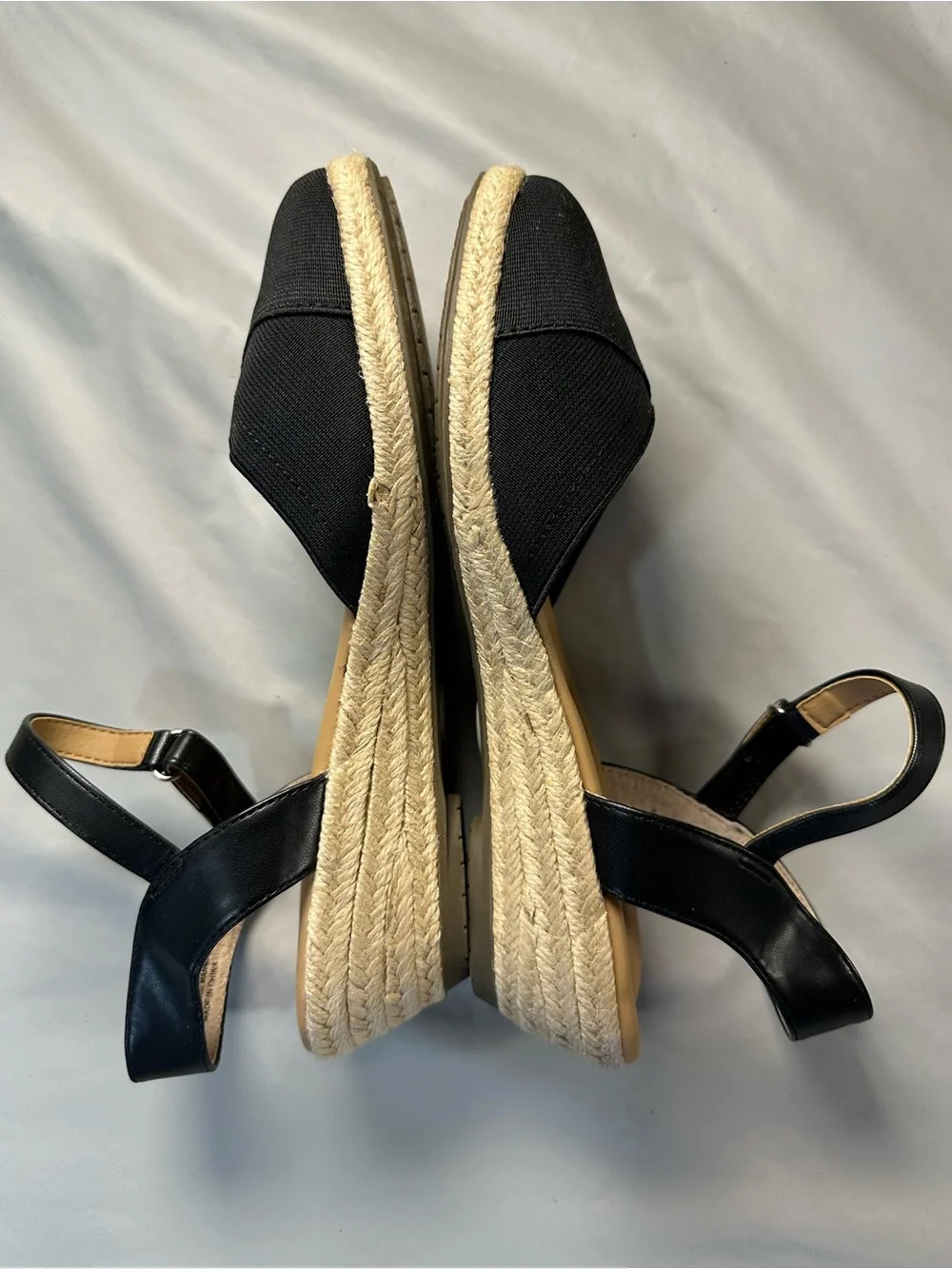 Kelly & Katie Black Canvas Espadrille Adjustable strap. Size 8.5